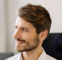 Headshot de Michael Brennan, directeur technique, spécialiste en fintech et technologies crypto